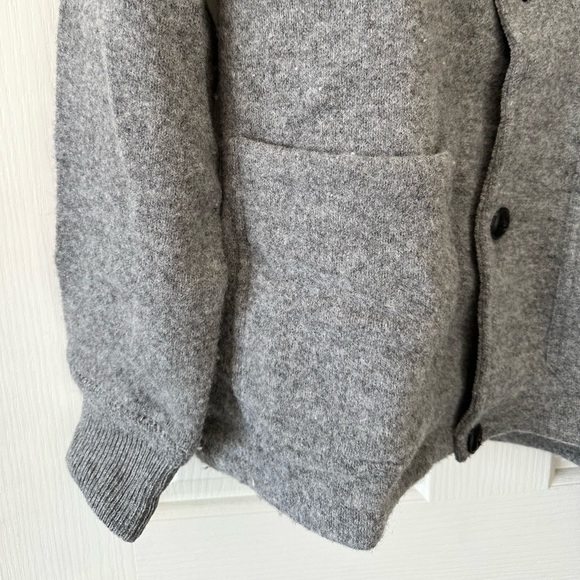 J. Crew Men’s Lambswool Shawl Collar Cardigan - in size large - Picture 5 of 8